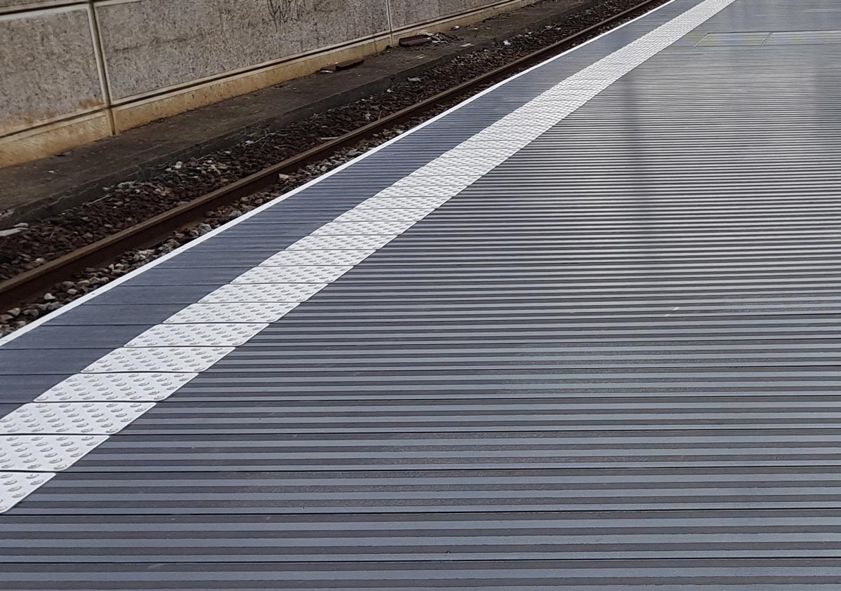 platelage-composite-plancher-pultrude